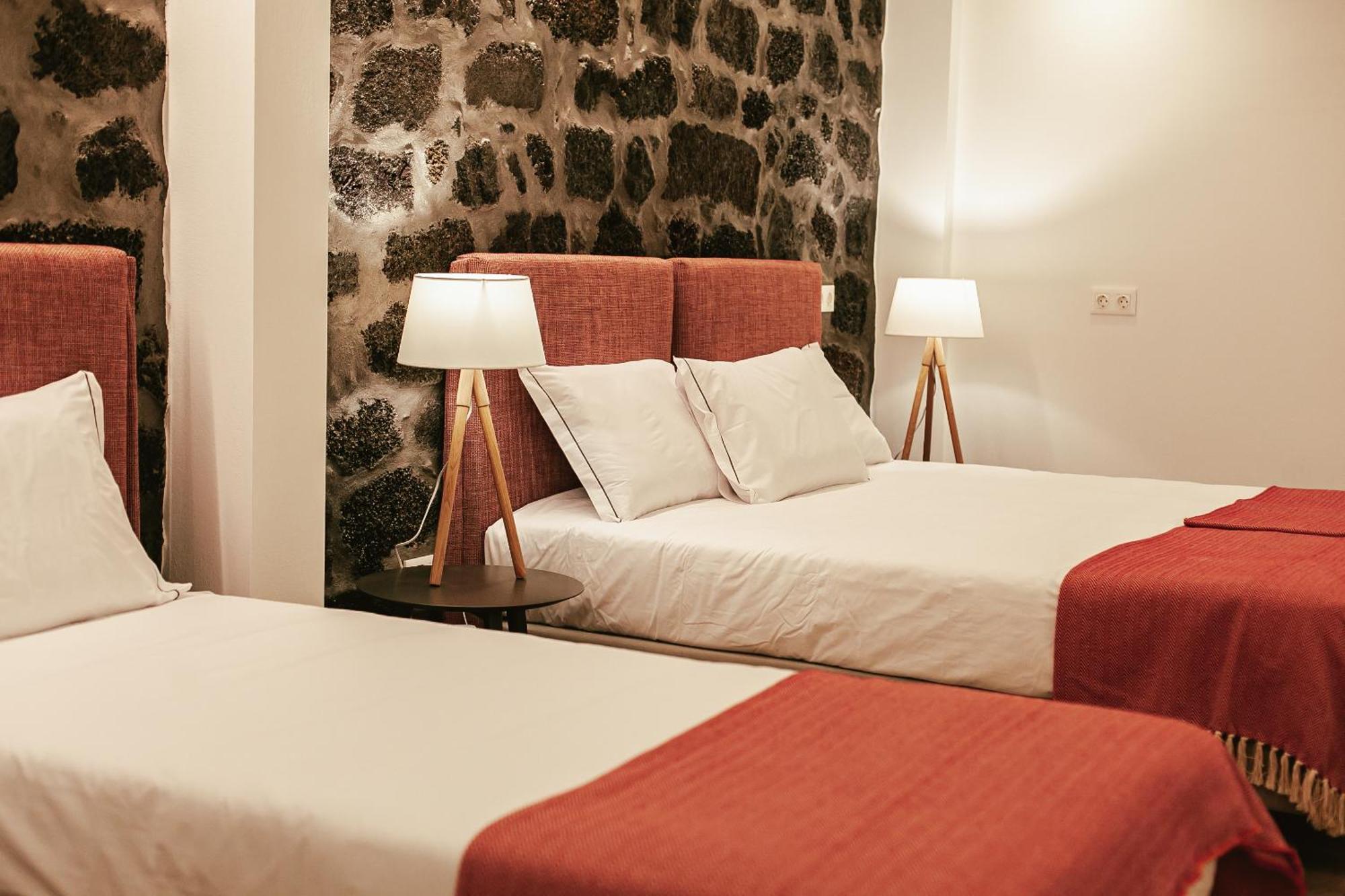 Aires Hostel Sao Roque do Pico Luaran gambar